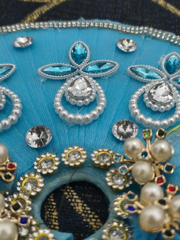 Blue_Mesh_Embellished_Floral_Brooch_for_Women