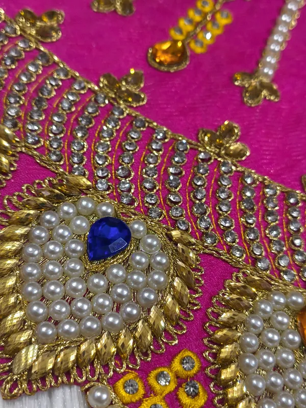 Lovely_Magenta_Mata_Rani_Lehenga,_Patka_&_Mukut_Set