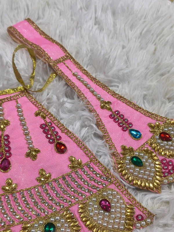 Lovely_Pink_Mata_Rani_Lehenga,_Patka_&_Mukut_Set