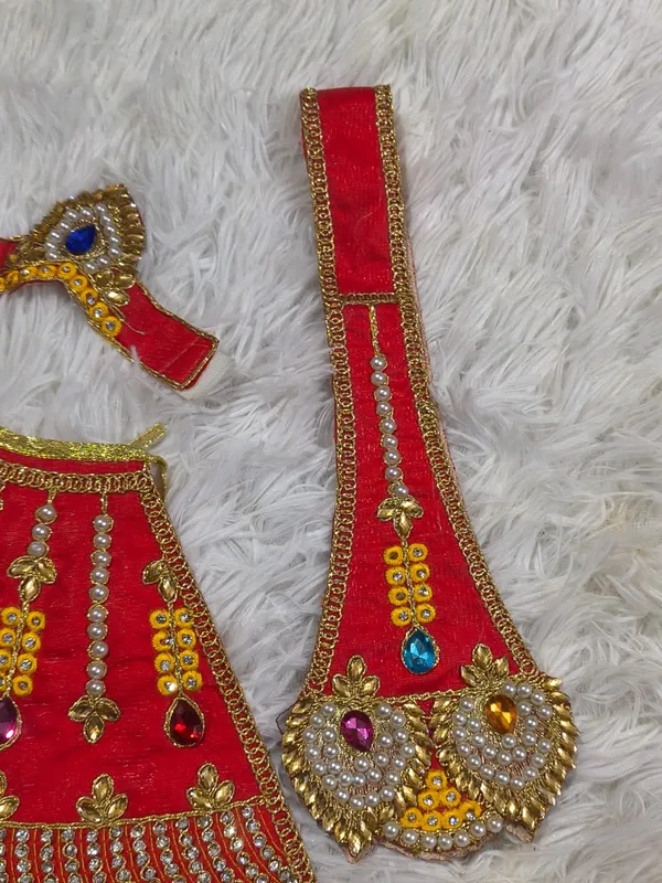 Red_Mata_Rani_Lehenga,_Patka_&_Mukut_Set