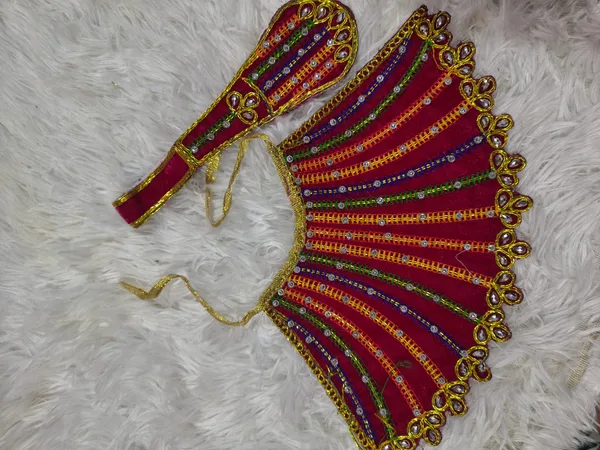 Red_Mata_Rani_Lehenga_&_Patka_Set