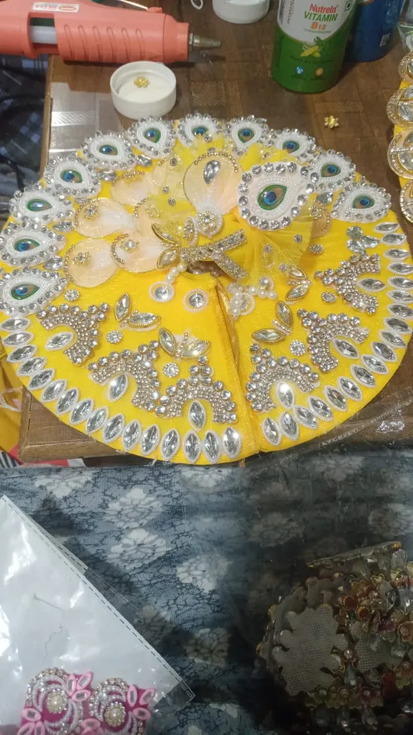 Fabric_Traditional_Peacock_Embellished_Pooja_Thali_Decor