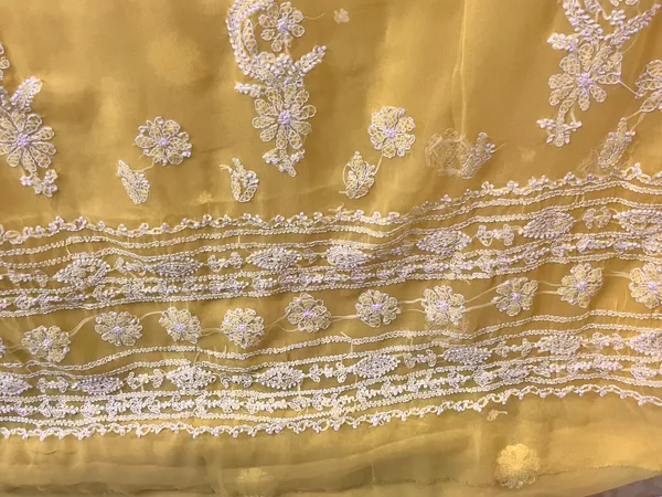 Sunshine_Elegance_Chikankari_Embroidered_Saree