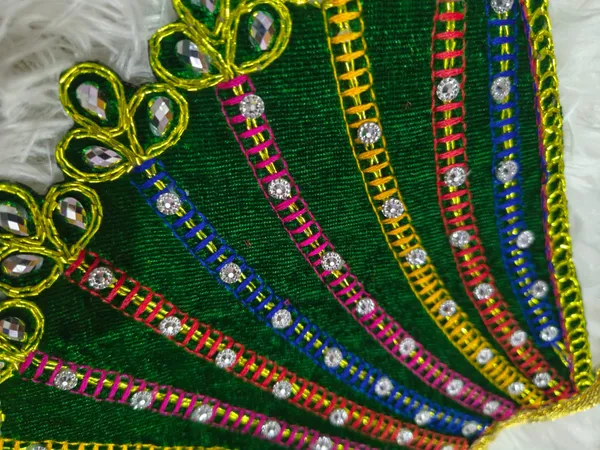 Vibrant_Green_Mata_Rani_Lehenga_&_Patka_Set