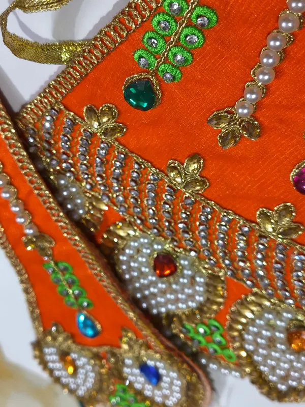 Orange_Mata_Rani_Lehenga,_Patka_&_Mukut_Set