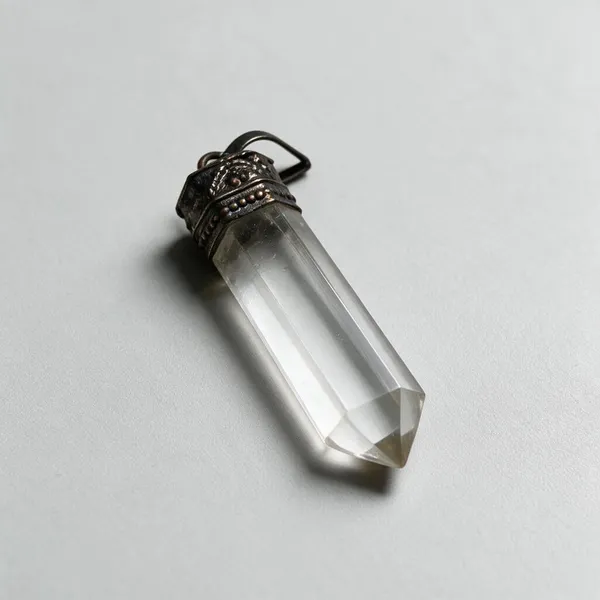 Clear_Quartz_Crystal_Point_Pendant_For_Unisex