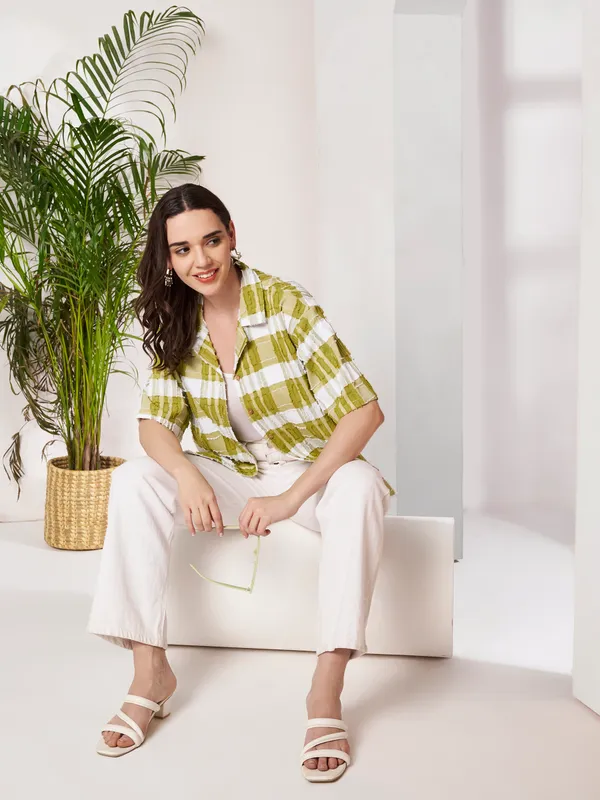 Green_Checkered_Relaxed_Fit_Shirt_For_Women