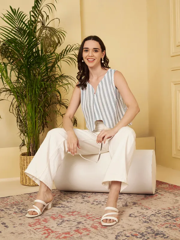 White_Striped_Sleeveless_Crop_Top_For_Women