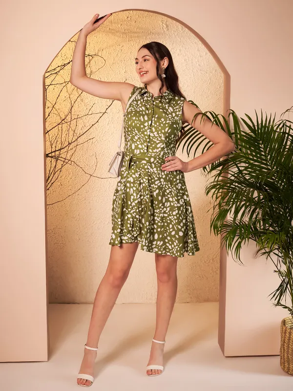 Green_Printed_Sleeveless_Shirt_Dress_For_Women