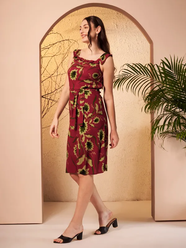 Maroon_Printed_Sleeveless_Midi_Dress_For_Women