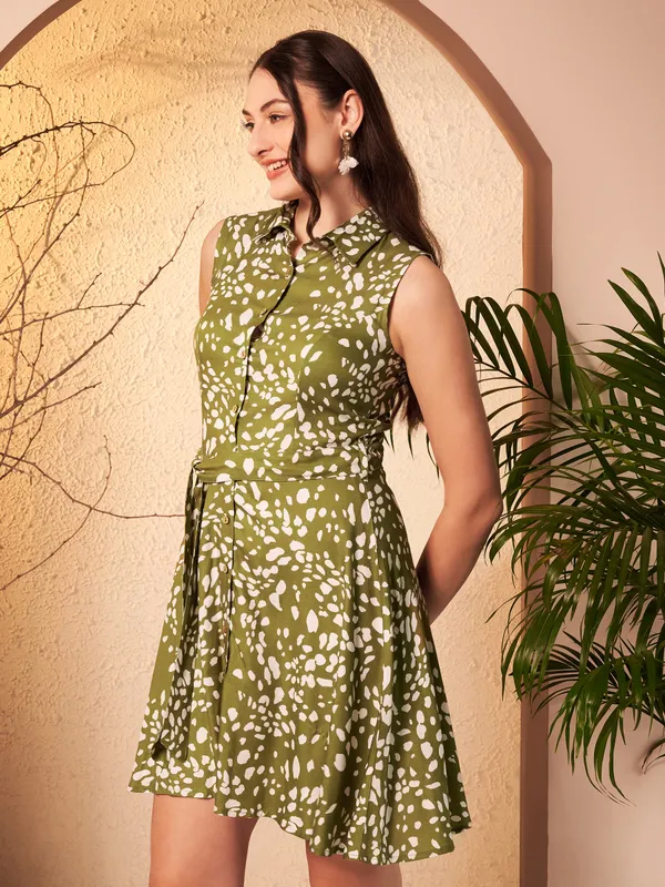 Green_Printed_Sleeveless_Shirt_Dress_For_Women