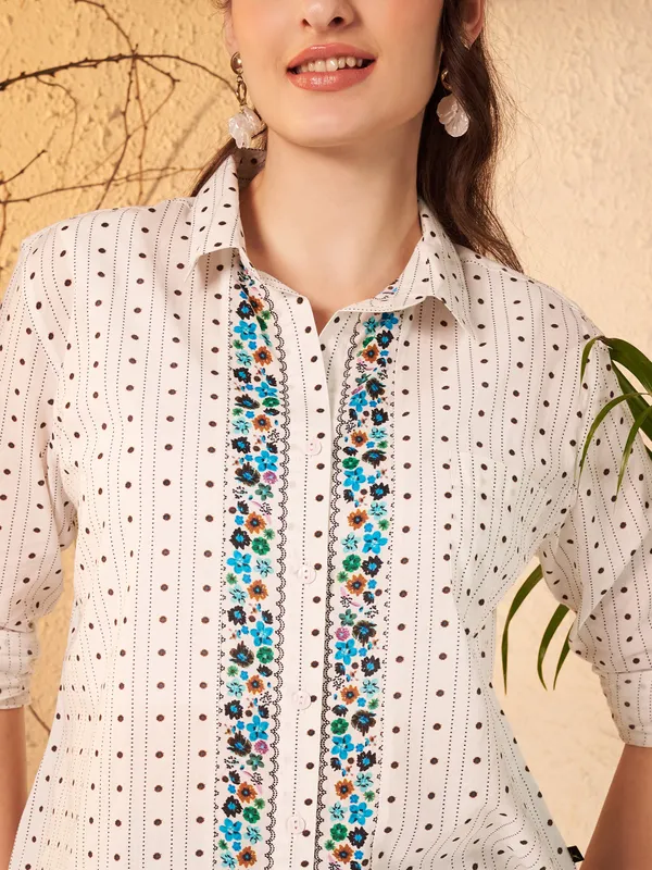 White_Printed_Regular_Fit_Shirt_For_Women