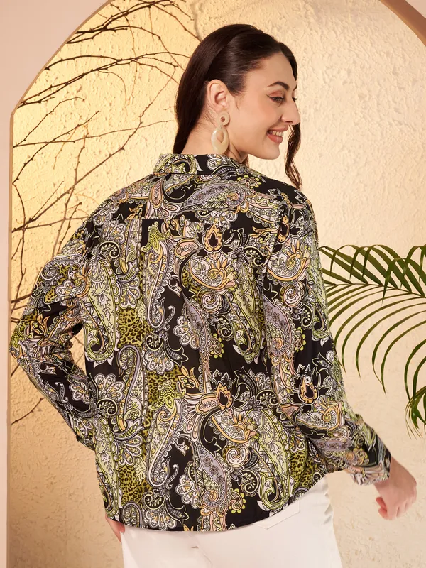 Black_Paisley_Print_Casual_Shirt_For_Women