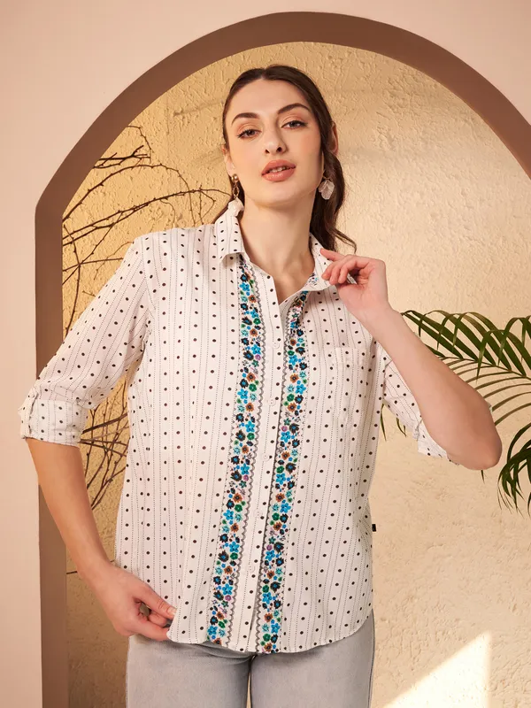 White_Printed_Regular_Fit_Shirt_For_Women