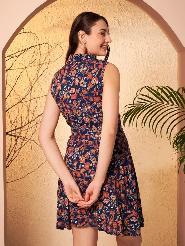 Navy_Floral_Print_Sleeveless_Shirt_Dress_For_Women
