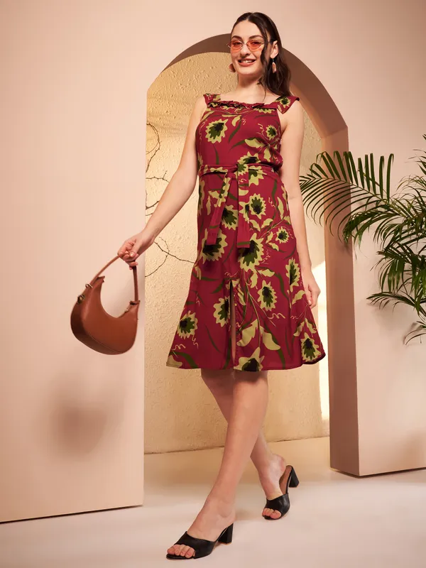 Maroon_Printed_Sleeveless_Midi_Dress_For_Women