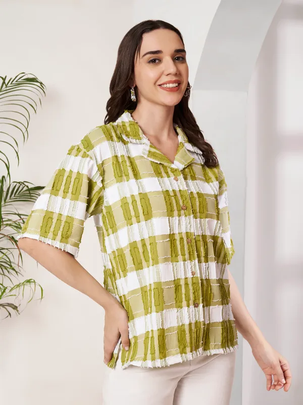 Green_Checkered_Relaxed_Fit_Shirt_For_Women