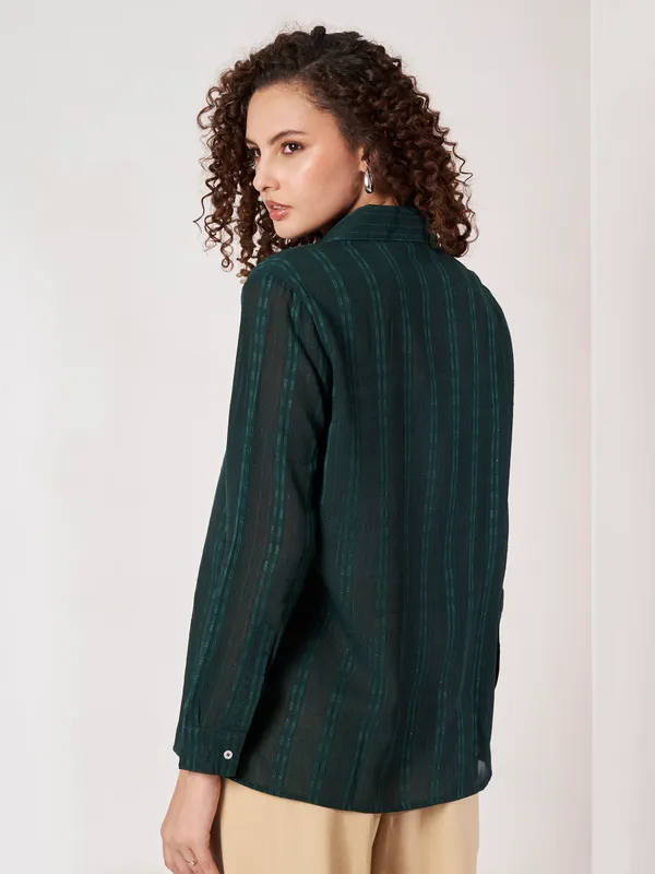 Green_Textured_Regular_Fit_Shirt_For_Women