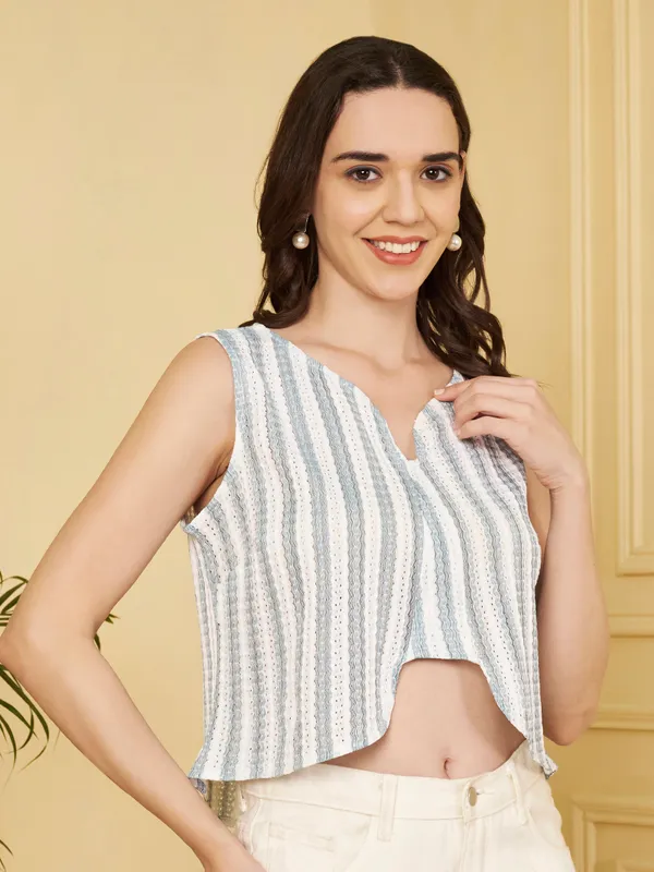 White_Striped_Sleeveless_Crop_Top_For_Women
