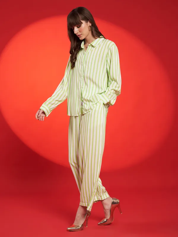 Green_Striped_Relaxed_Fit_Lounge_Set_For_Women