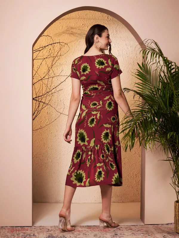 Maroon_Floral_Print_Tie_Waist_Midi_Dress_For_Women