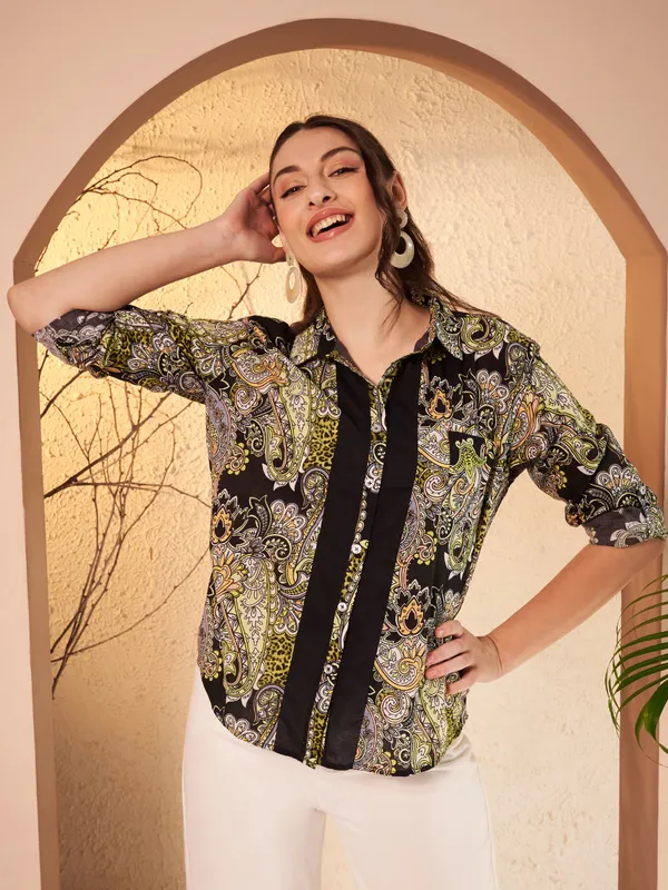 Black_Paisley_Print_Casual_Shirt_For_Women