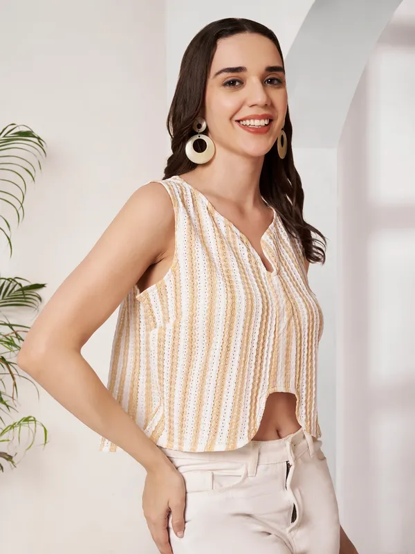 Multicolor_Striped_Sleeveless_Crop_Top_For_Women