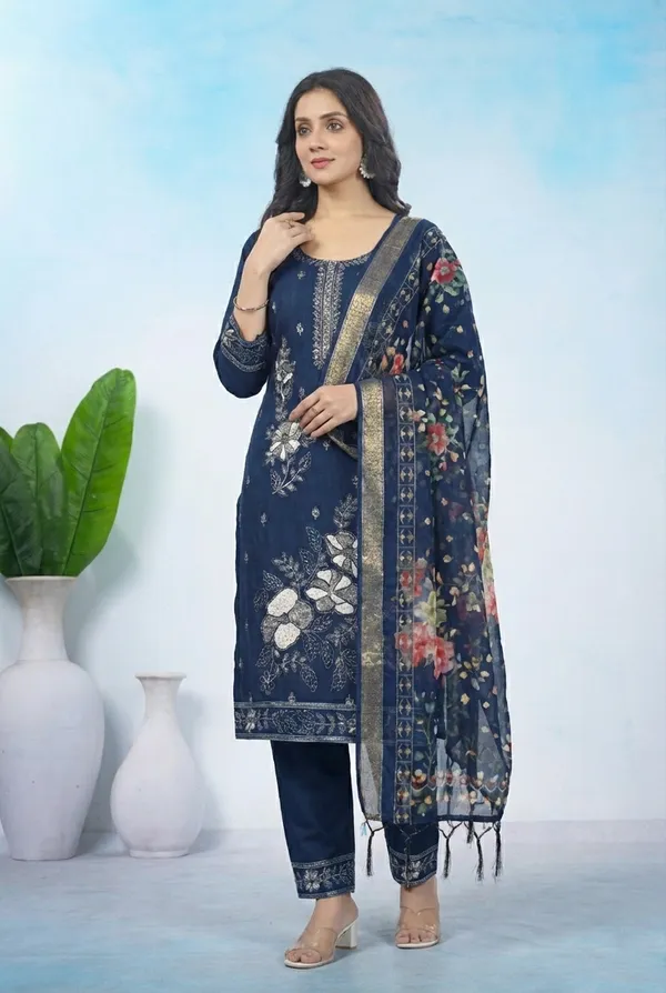 Navy_Blue_Straight_Fit_Kurta_Set_For_Women