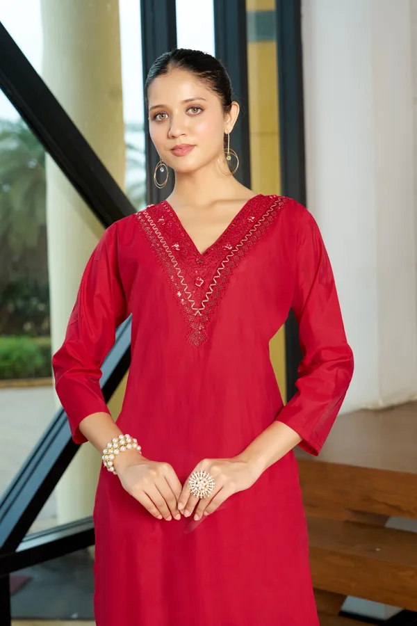 Red_Embroidered_Straight_Kurta_Set_for_Women