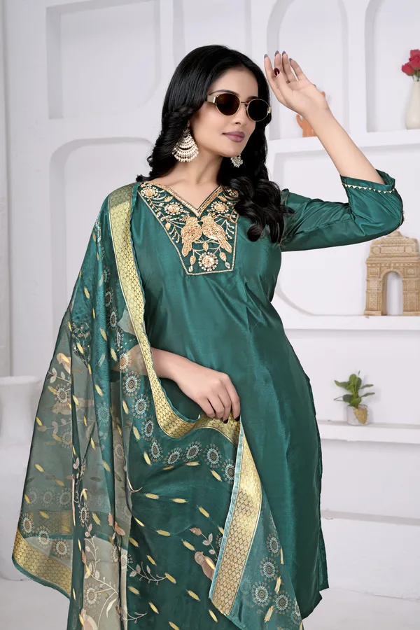 Green_Embroidered_Kurta_Set_With_Dupatta_for_Women
