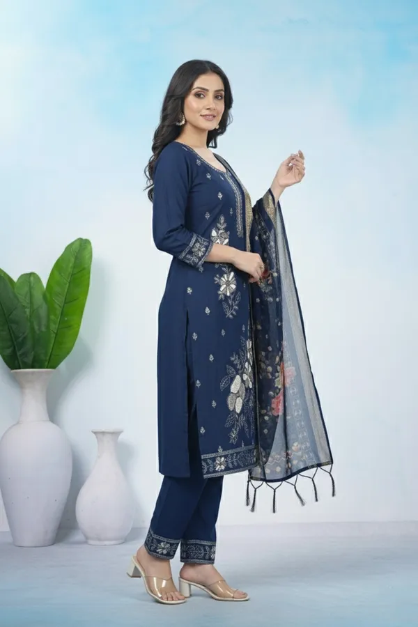 Navy_Blue_Straight_Fit_Kurta_Set_For_Women