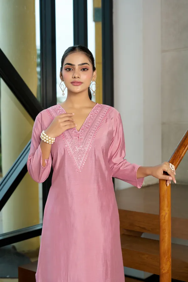 Pink_Straight_Fit_Kurta_Pant_Set_for_Women