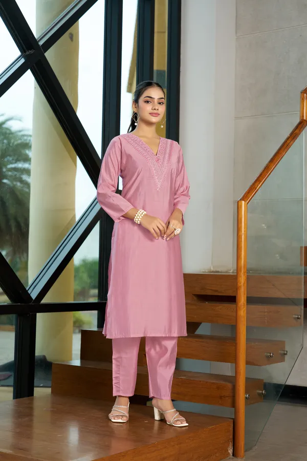 Pink_Straight_Fit_Kurta_Pant_Set_for_Women