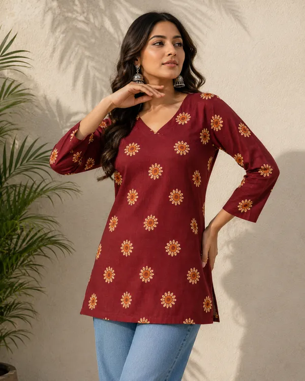 Maroon_Printed_Straight_Fit_Kurti_for_Women