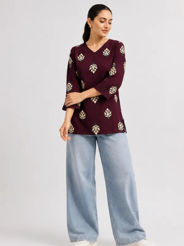 Maroon_Printed_Regular_Fit_Kurti_for_Women