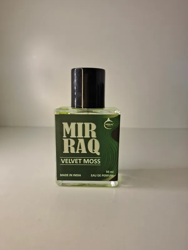 Mirraq_Velvet_Moss_Green_Aquatic_Oud_Eau_De_Parfum