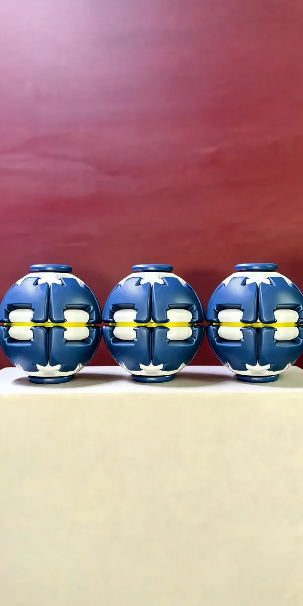 Blue_Plastic_Spin_Ball_Toy_For_Kids_Pack_Of_3