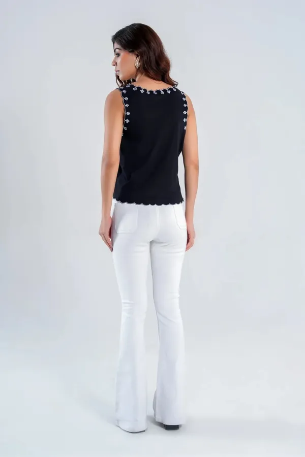 Black_Scallop_Embroidered_Sleeveless_Top