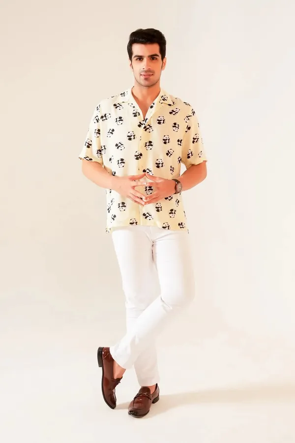 Short_Sleeve_Oversized_Shirt_with_Panda_Print