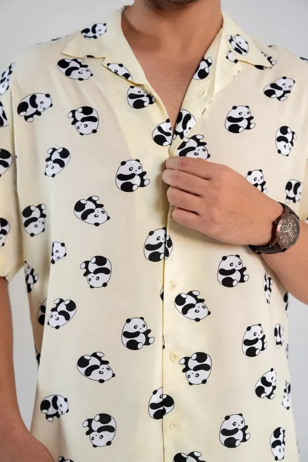 Short_Sleeve_Oversized_Shirt_with_Panda_Print