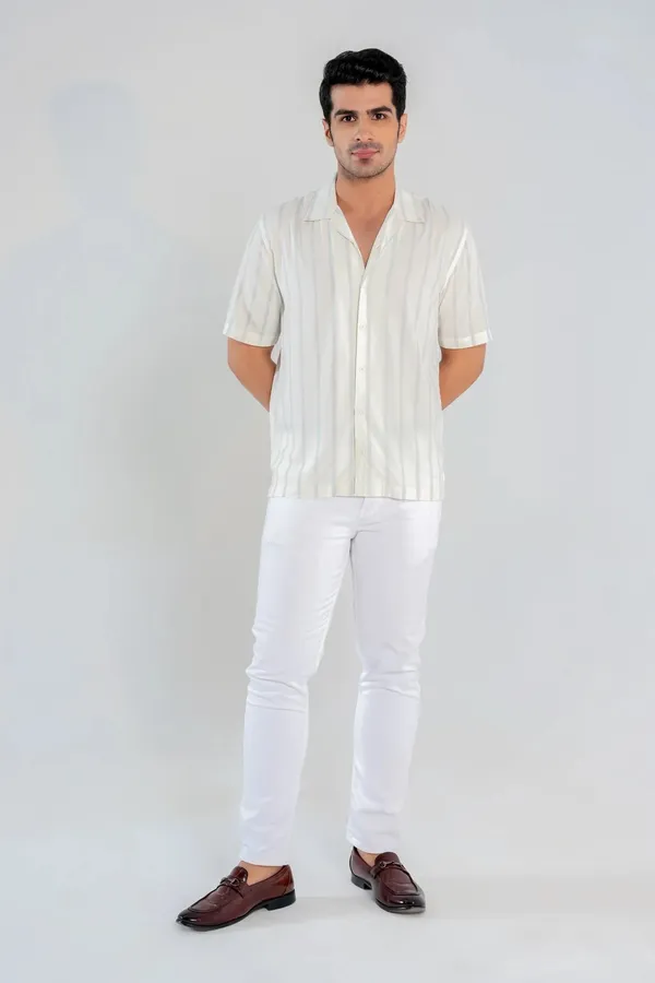 Men's_White_&_Blue_Striped_Cuban_Collar_Regular_Fit_Sleeve_Shirt