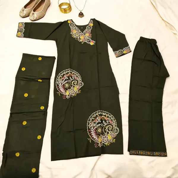Dark_Green_Cotton_Straight_Embroidered_Kurta_Set_For_Women