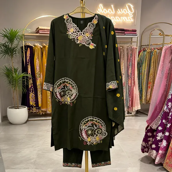 Dark_Green_Cotton_Straight_Embroidered_Kurta_Set_For_Women