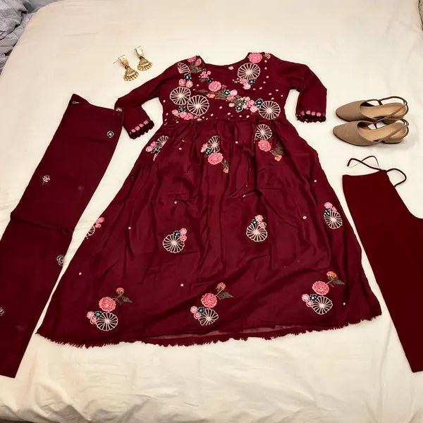 Maroon_Mul_Cotton_Flared_Embroidered_Anarkali_Suit_Set_For_Women