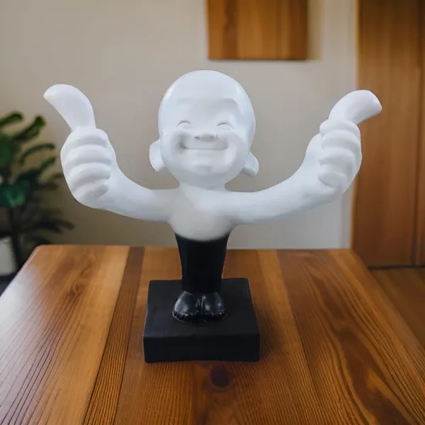 Thumb_Man_Showpiece_Figurine