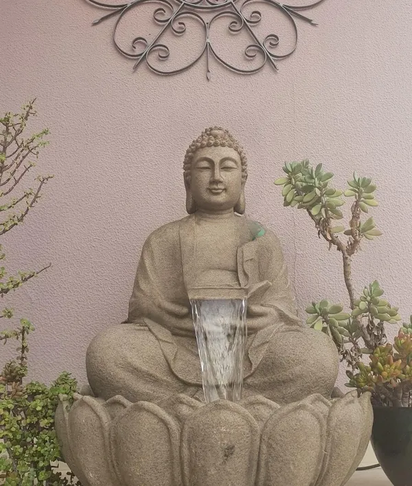 Buddha_Statue_Water_Fountain