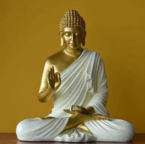 Meditating_Buddha_Statue