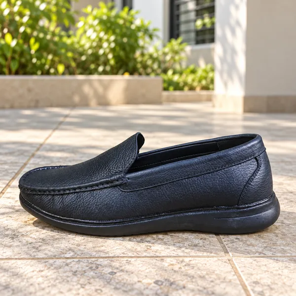 Black_Leather_Moc-Toe_Slip-On_Loafers_For_Men