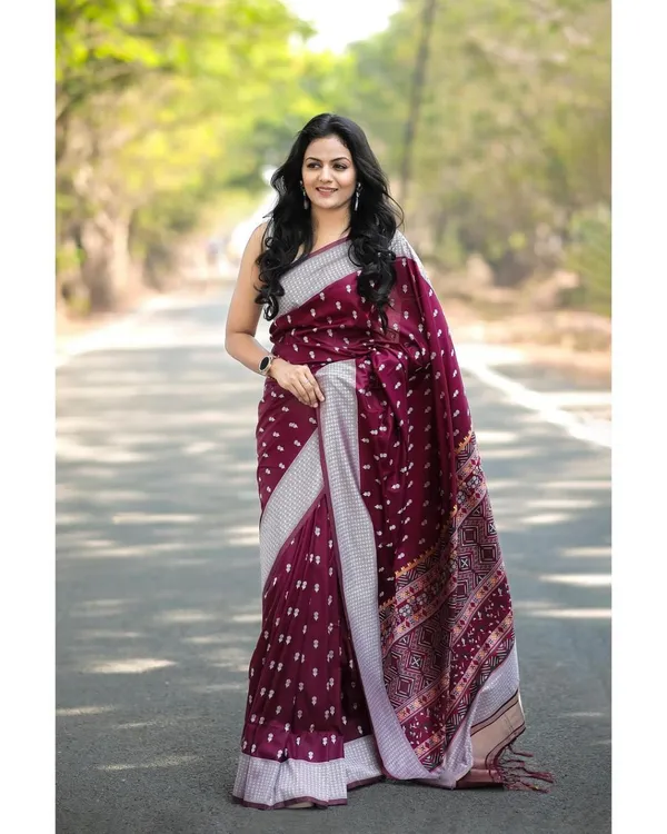 Wine_Banarasi_Soft_Silk_Saree_For_Women