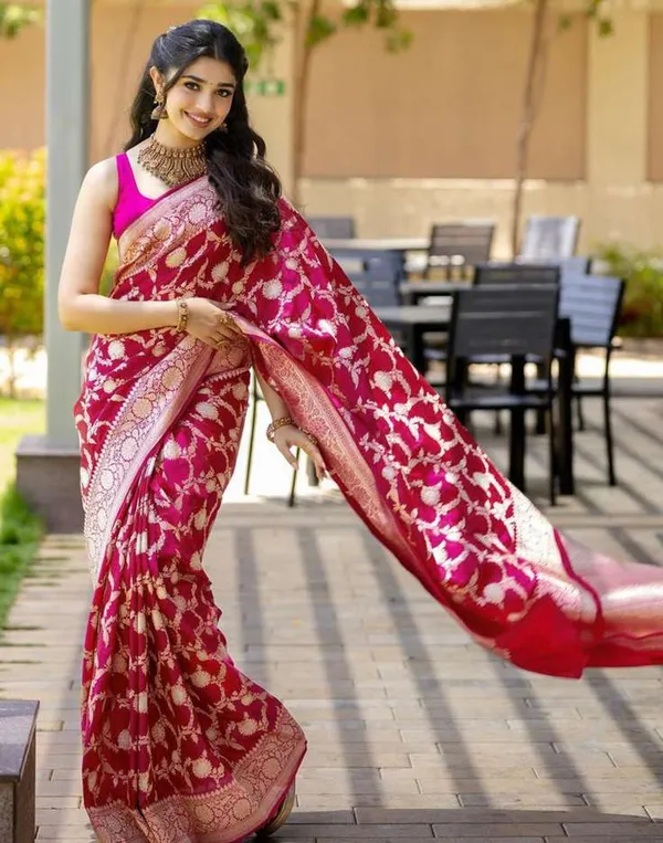 Red_Banarasi_Soft_Silk_Saree_For_Women